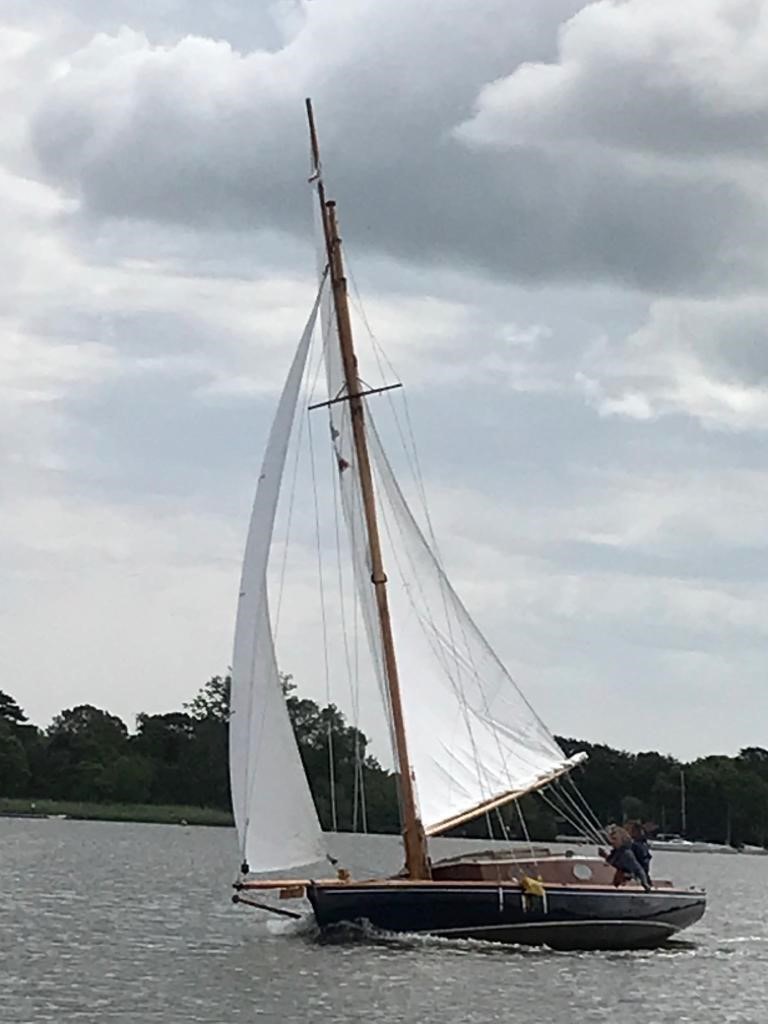 17a Snowbird sailing on Oulton Broad