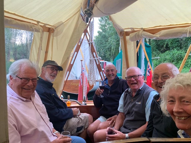 4 Crews having a drink moored at Geldeston Locks