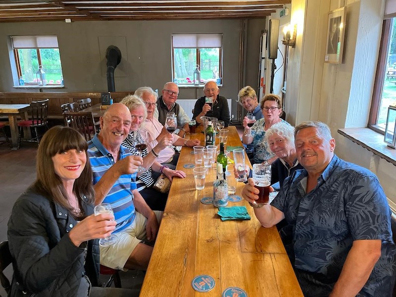 6 Crews having dinner at Geldeston Locks