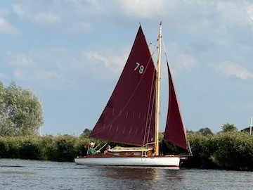 Yachts 1 3