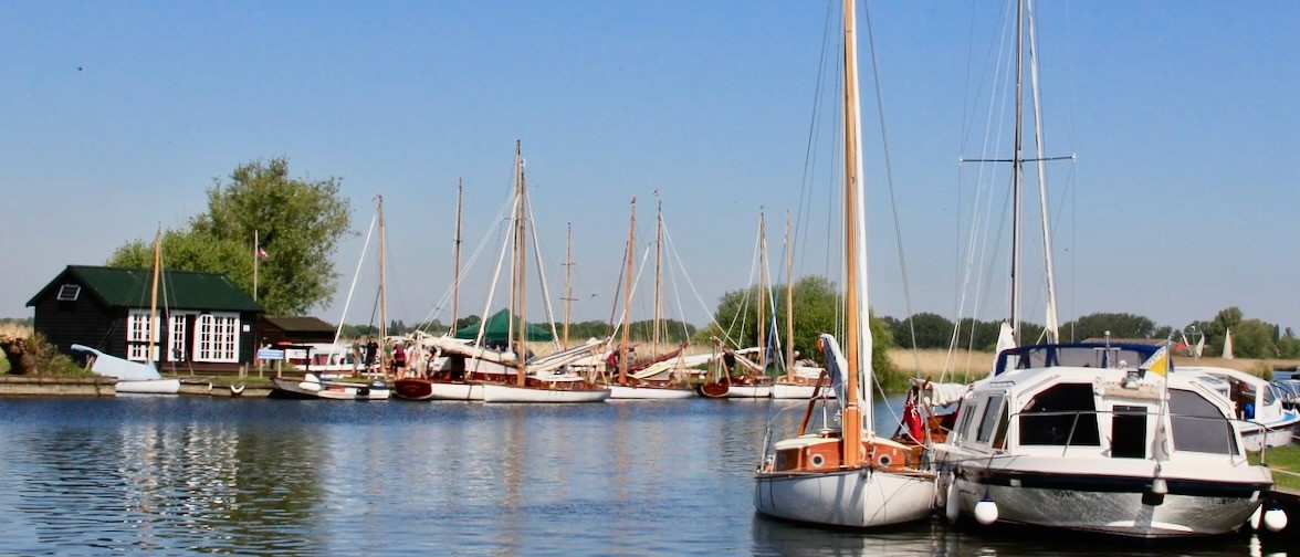 Spring Regatta Sue H wide 1