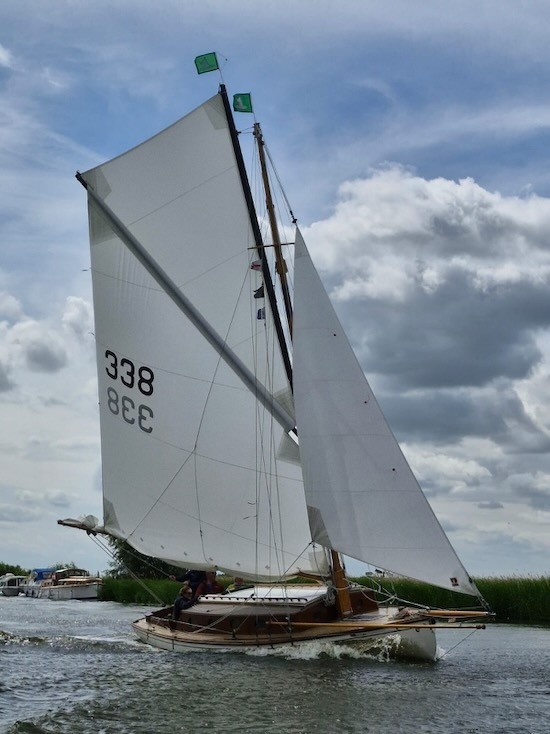 Julia Ns TMOR 22